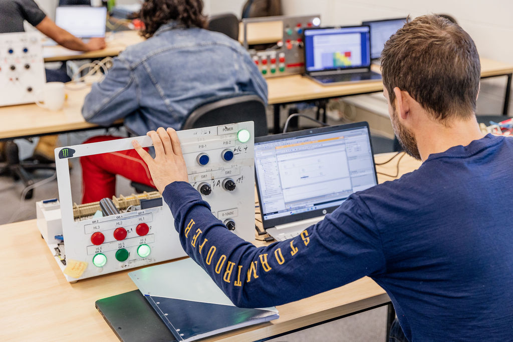 Gold Coast Student Studying Electrotechnology